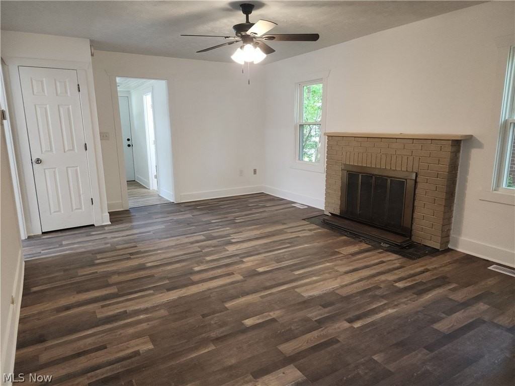 6247 Seneca Rd - Photo 2 of 9