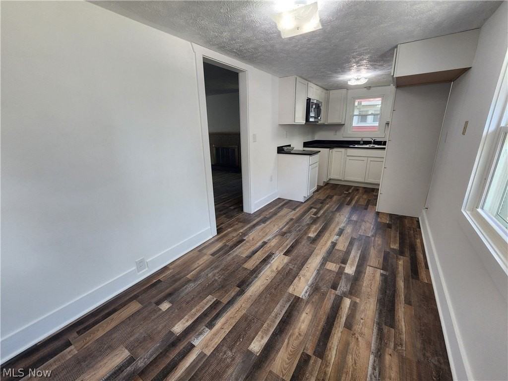 6247 Seneca Rd - Photo 5 of 9