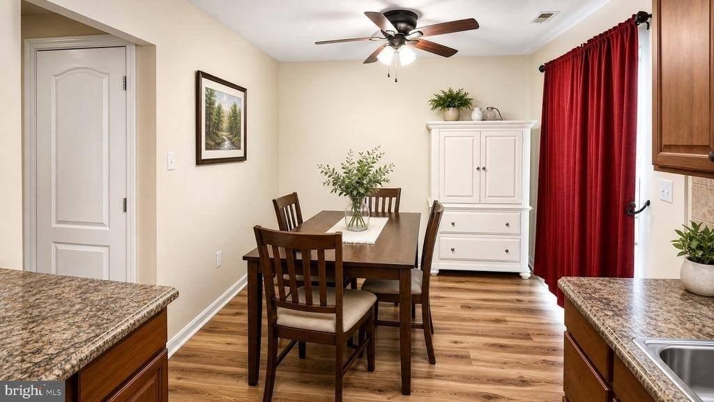 45275 Elkton Ln - Photo 6 of 13