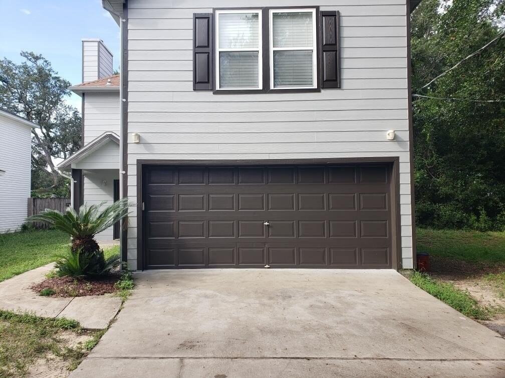 2237 Monahan Ct - Photo 2 of 11