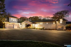 featured image of 425 Highview Rd