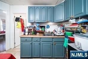 103 Devon St #1R - Photo 4 of 8