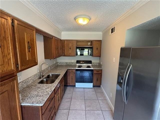 932 Asheville Dr - Photo 2 of 8