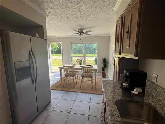 932 Asheville Dr - Photo 3 of 8