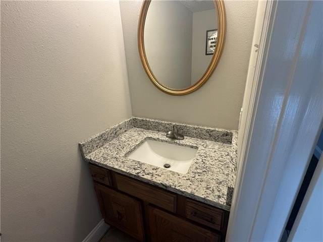 932 Asheville Dr - Photo 5 of 8