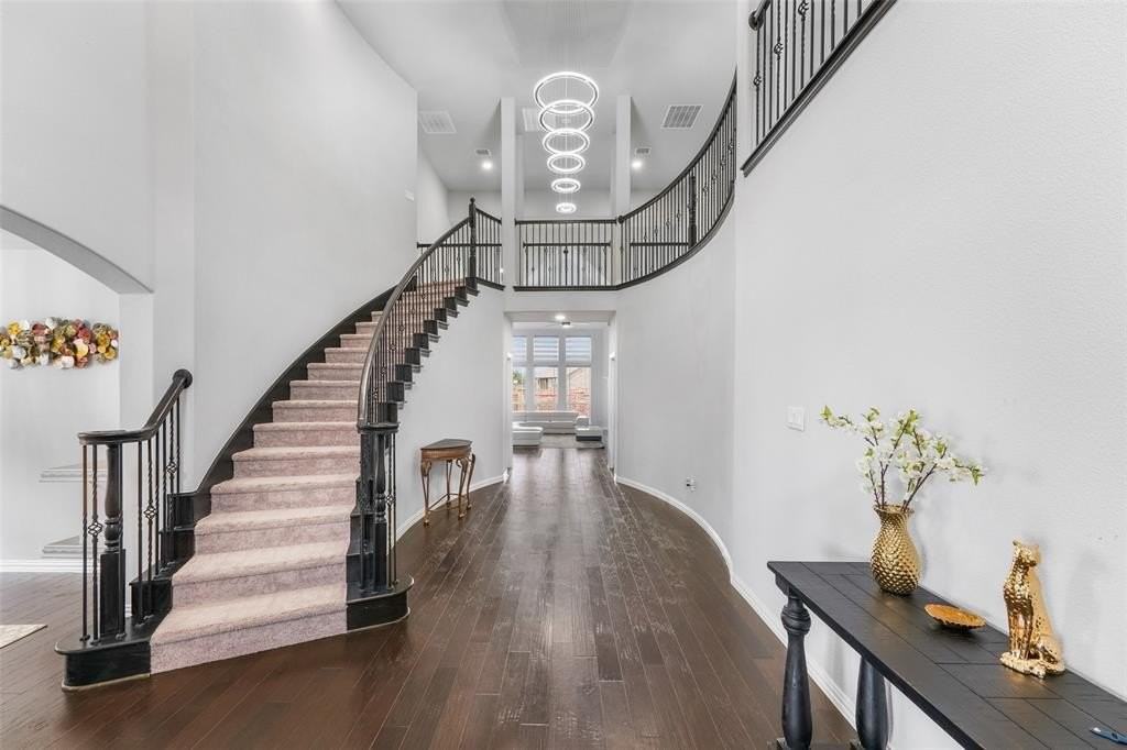 3217 Austin Bayou Trl - Photo 4 of 40