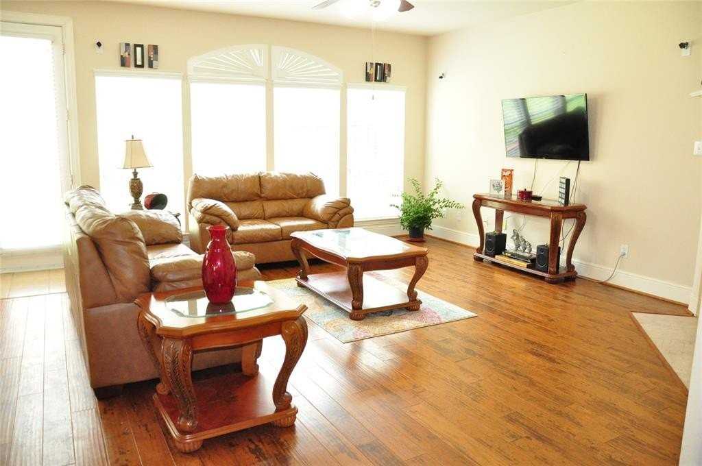 1312 Valley Vista Dr - Photo 4 of 23