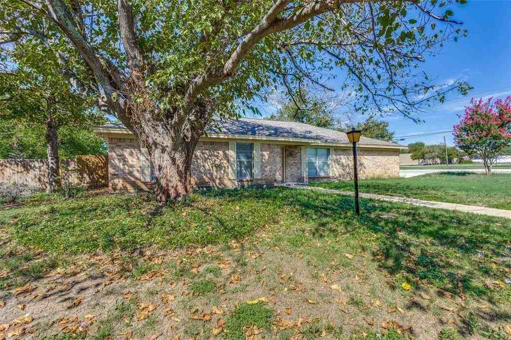 3800 Van Deman Dr - Photo 2 of 20
