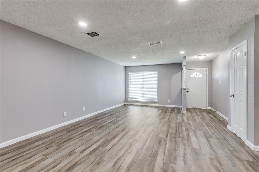 3800 Van Deman Dr - Photo 4 of 20