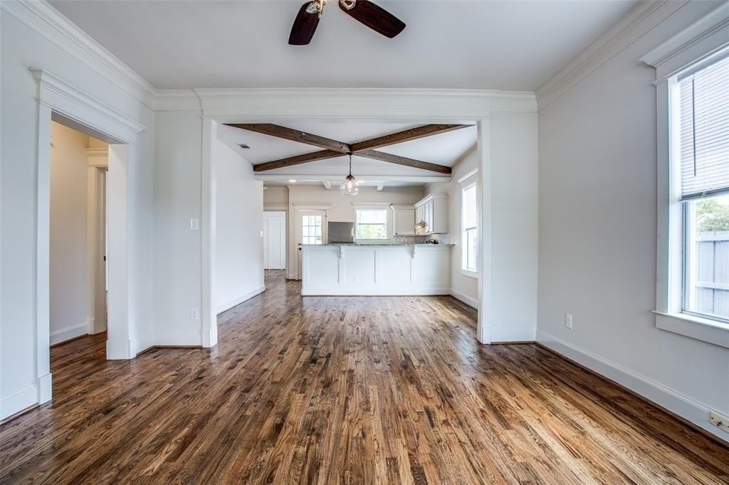 403 Parkview Ave - Photo 4 of 12