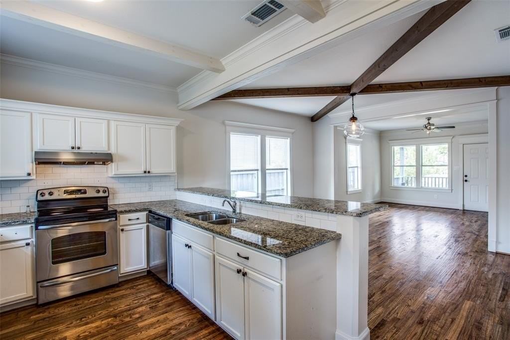 403 Parkview Ave - Photo 5 of 12