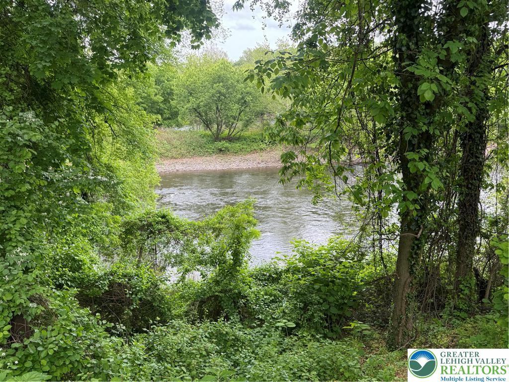 49 N Delaware Dr - Photo 2 of 11