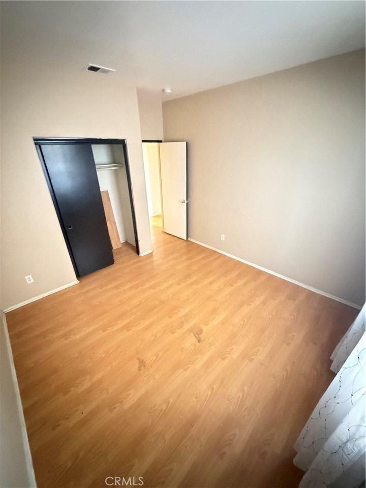 15940 Greyrock St - Photo 7 of 12