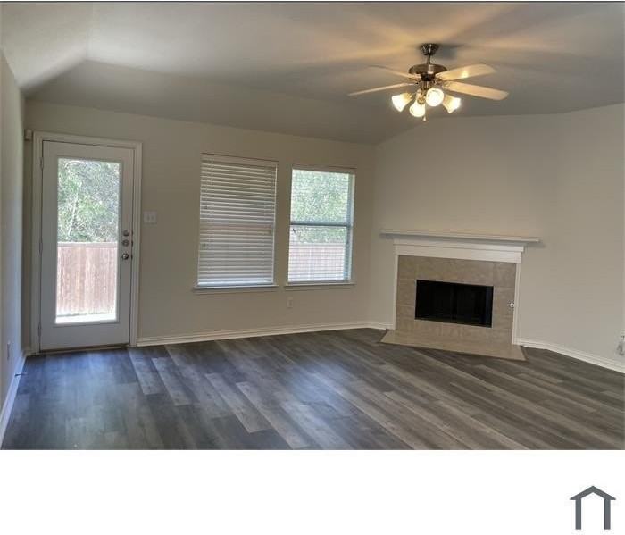 608 Creekside Dr - Photo 2 of 5