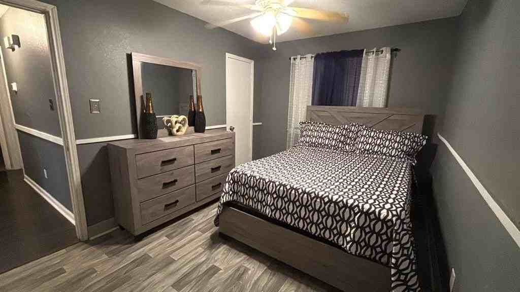 708 Port Richmond Way - Photo 7 of 11