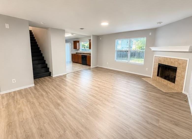 8440 Shallow Creek Dr - Photo 5 of 18