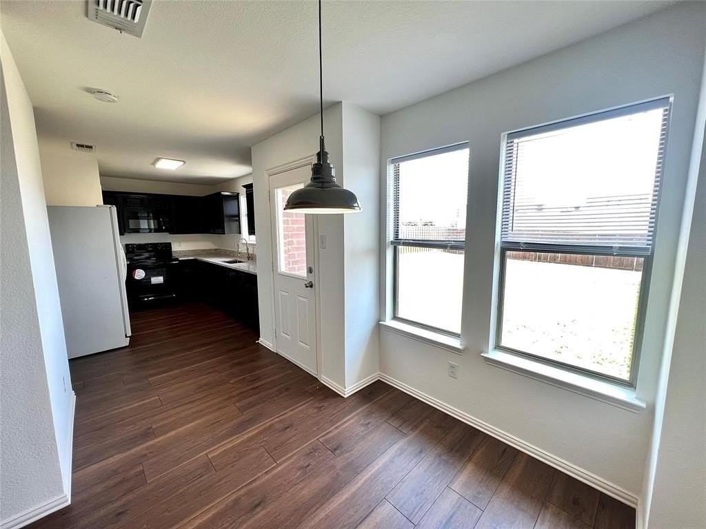 229 Irick Ct - Photo 4 of 13