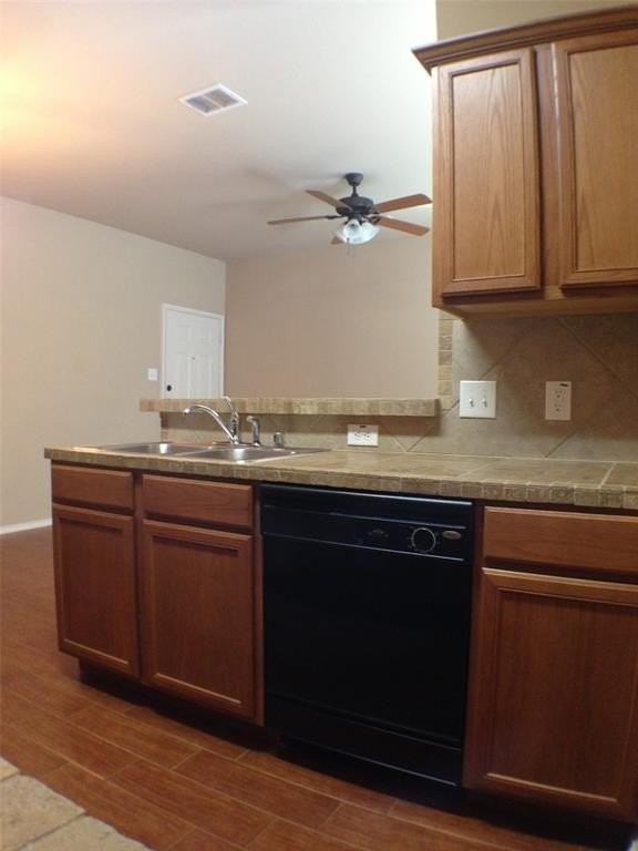 2304 Wood River Pkwy - Photo 2 of 10