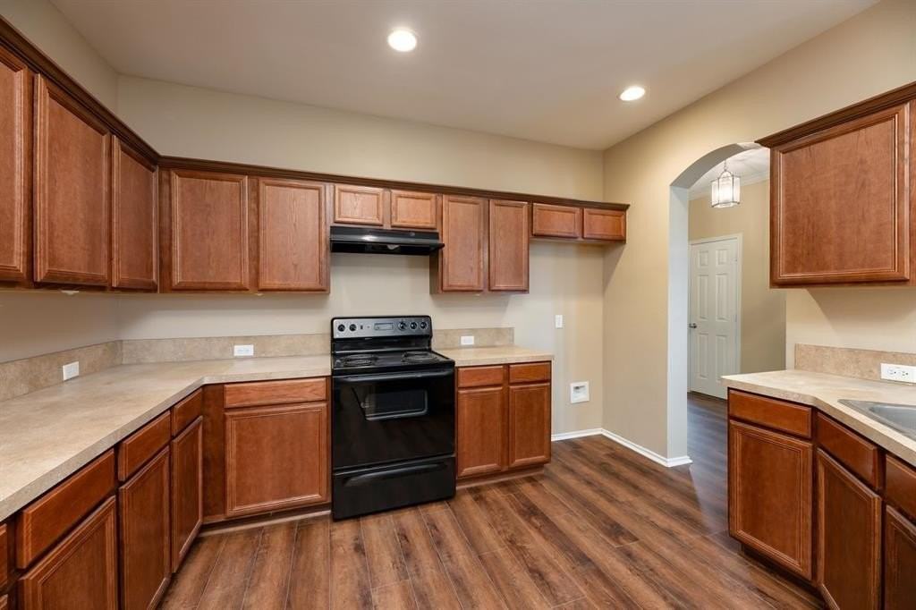 2510 Sedona St - Photo 4 of 40