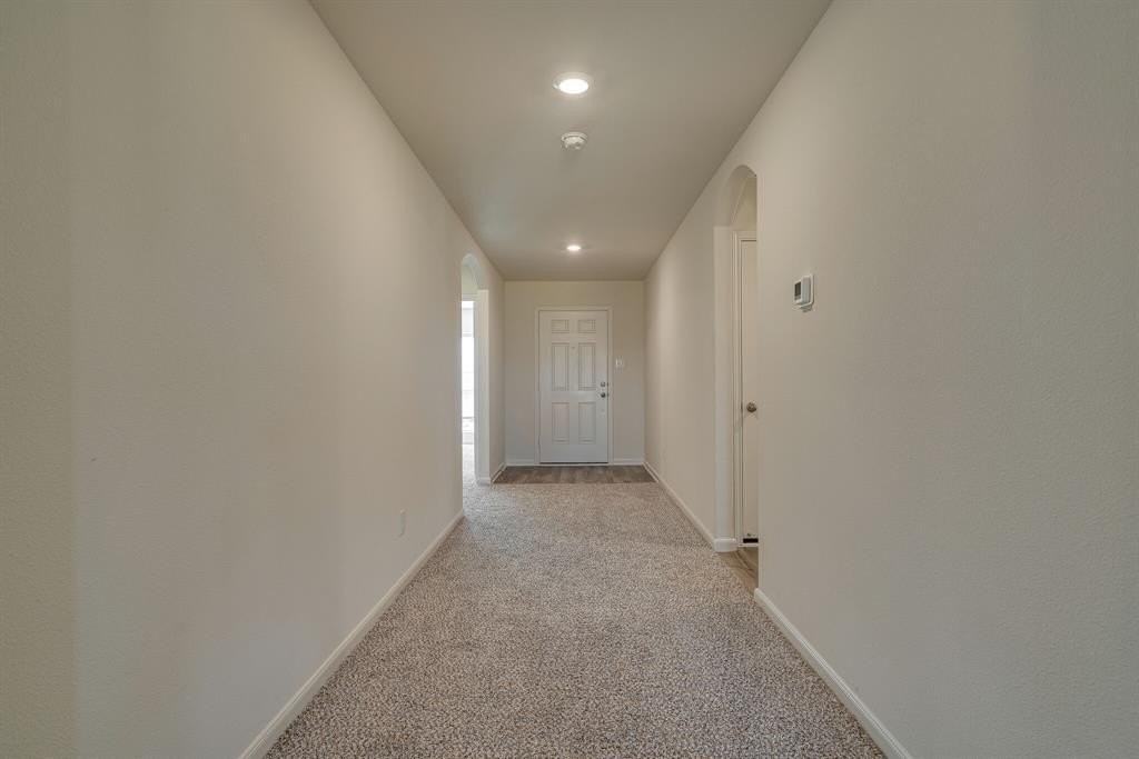 639 Arlington Park Ct - Photo 6 of 32