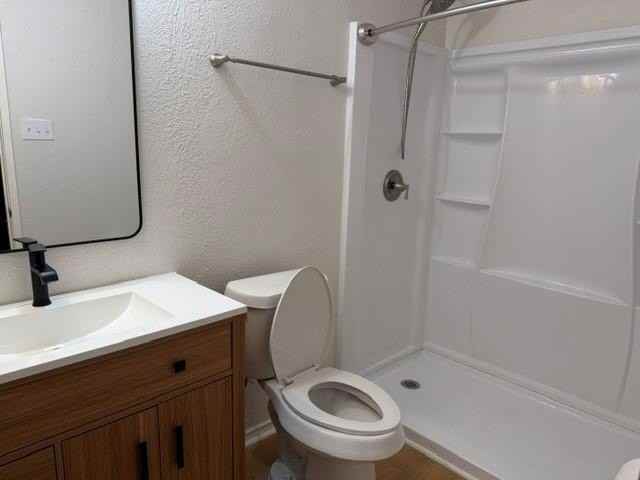 1401 Cross Bend Rd - Photo 5 of 11