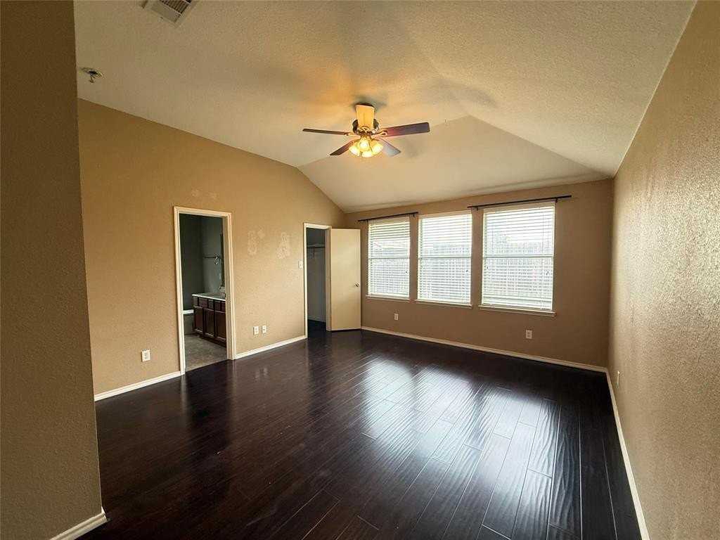 13216 Fencerow Rd - Photo 5 of 20
