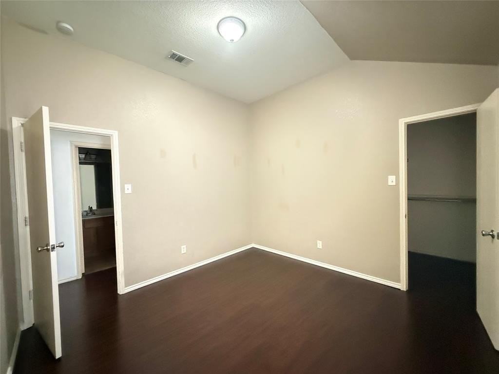 13216 Fencerow Rd - Photo 7 of 20