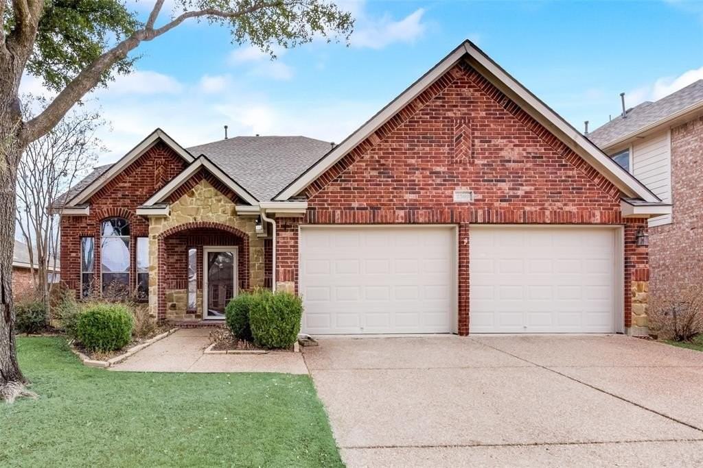 2569 Pinnacle Point Dr - Photo 2 of 32
