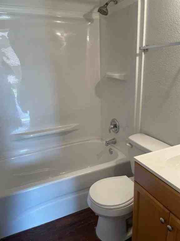 1601 S 14th St #B - Photo 4 of 7