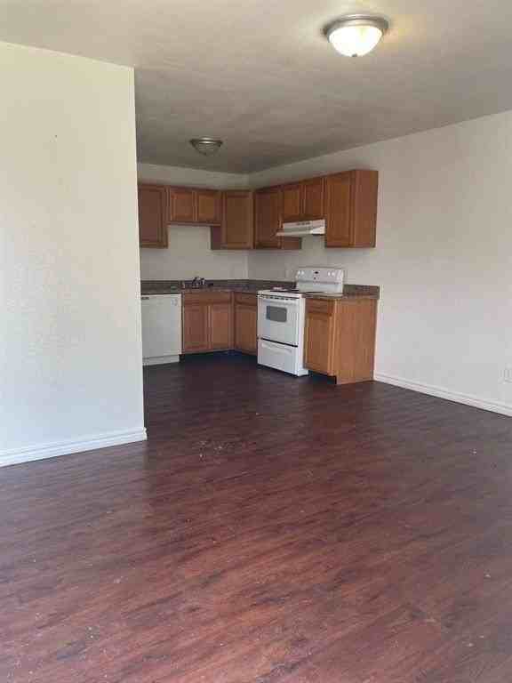 1601 S 14th St #B - Photo 5 of 7