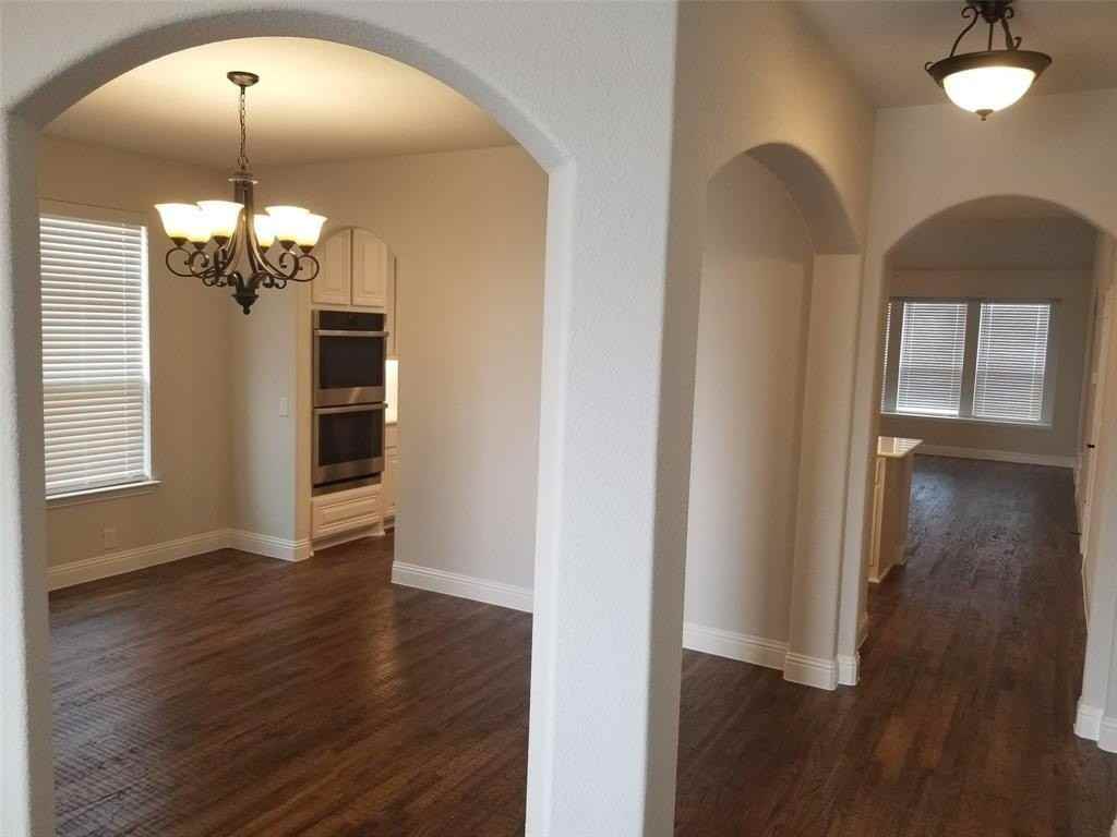 2113 Burke Dr - Photo 7 of 16