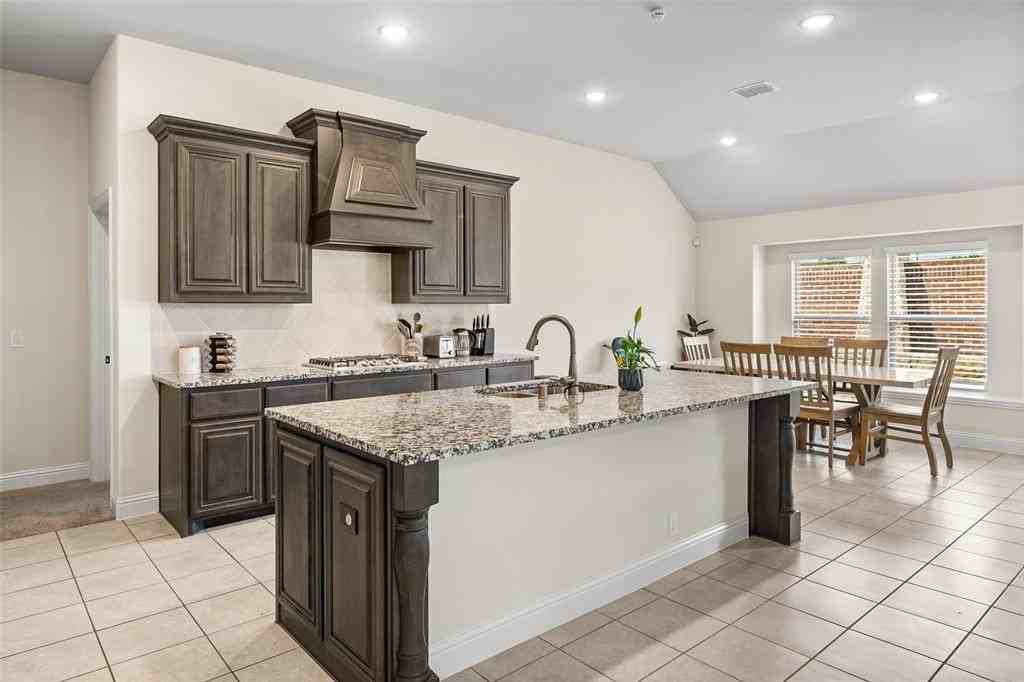 1514 Nighthawk Ln - Photo 4 of 26
