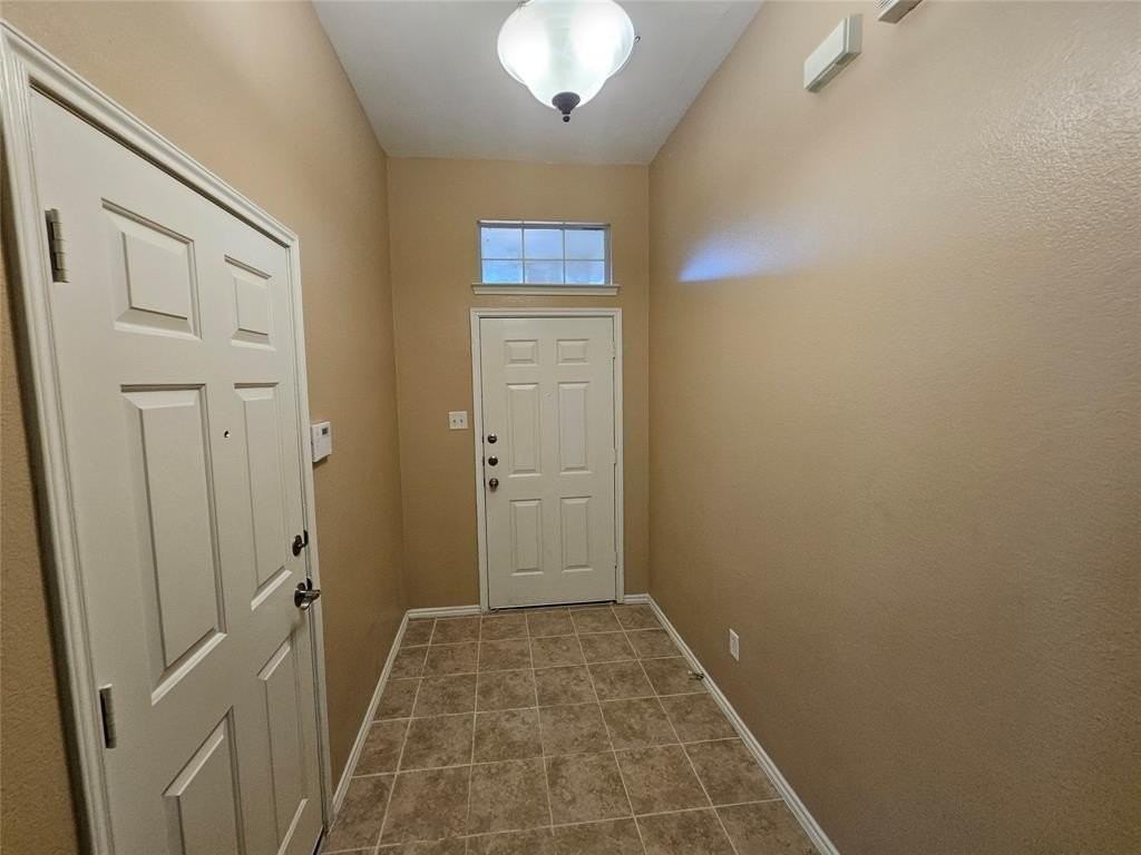 3235 Guadaloupe - Photo 4 of 40