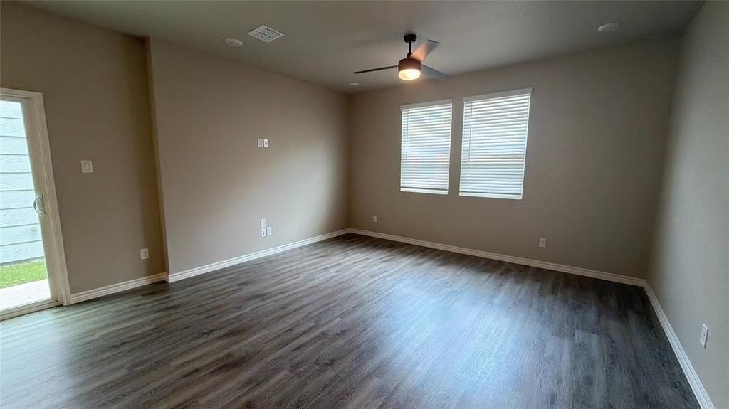 909 Blossom Ln #51 - Photo 6 of 13