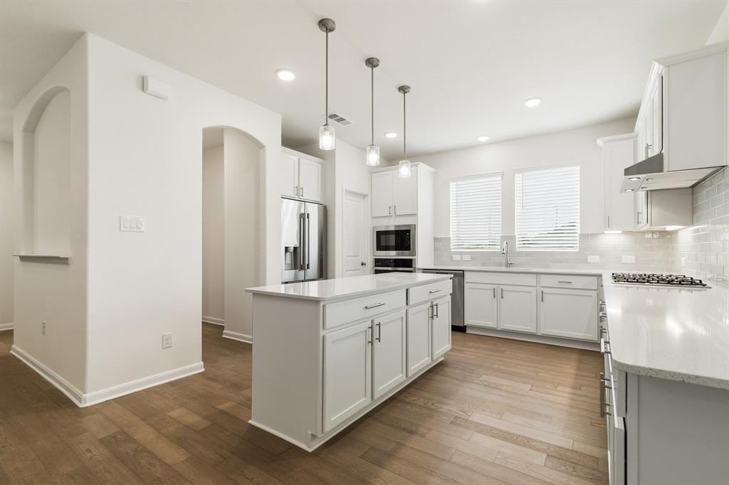 1424 Bettolo Dr - Photo 5 of 26