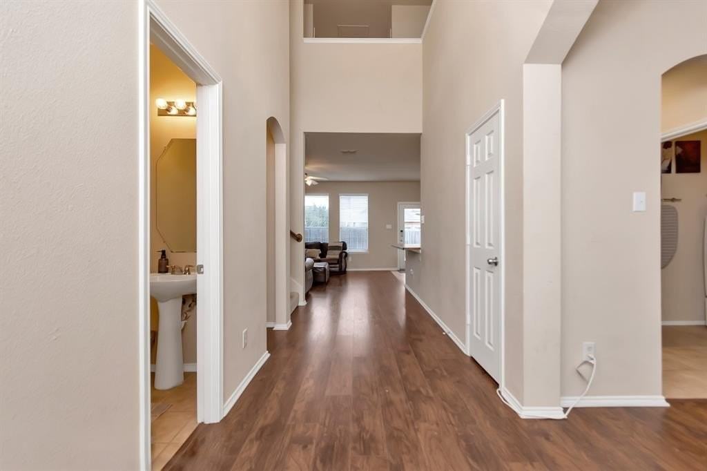 332 Mystic River Trl - Photo 2 of 23