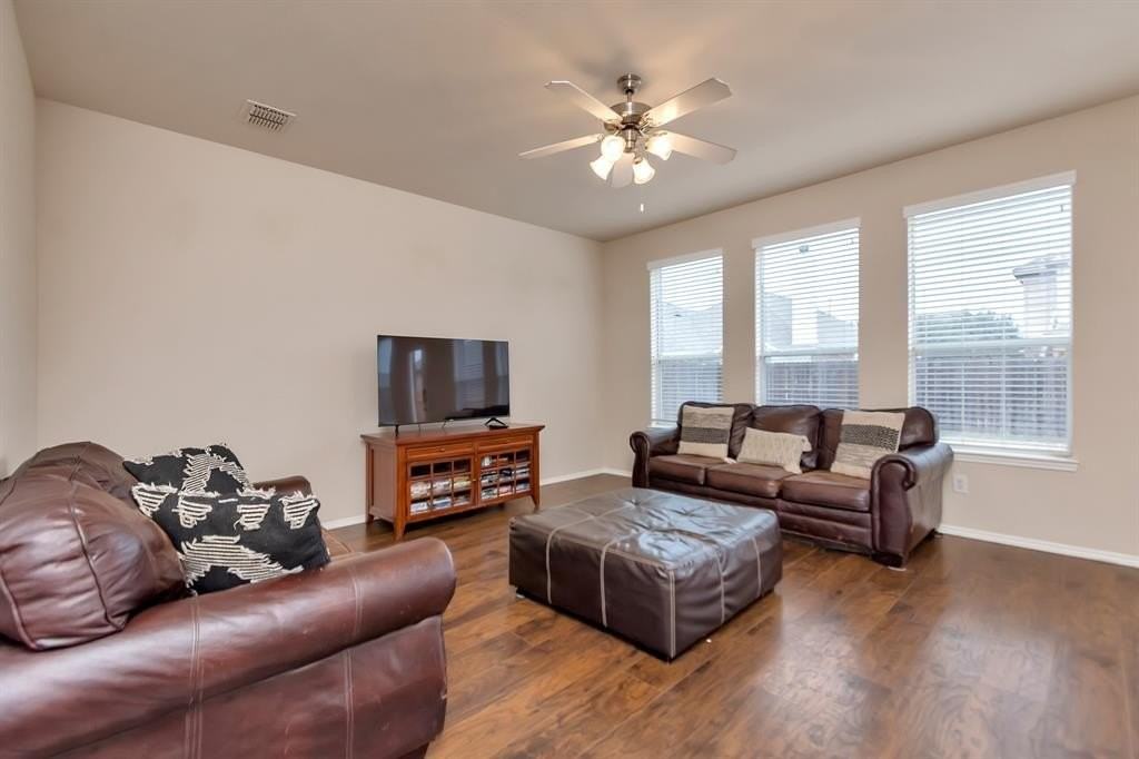 332 Mystic River Trl - Photo 4 of 23