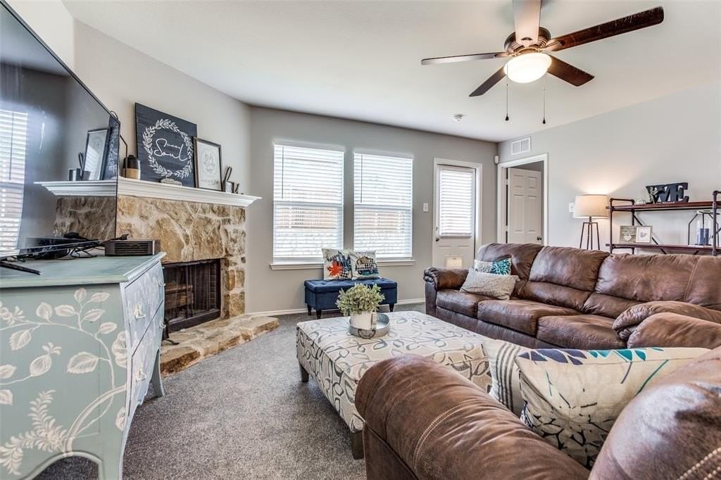 3001 Pinyon Pl - Photo 4 of 25