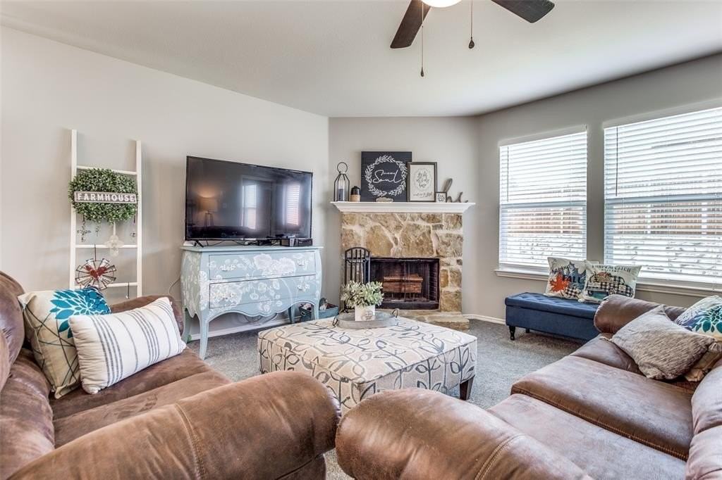 3001 Pinyon Pl - Photo 5 of 25