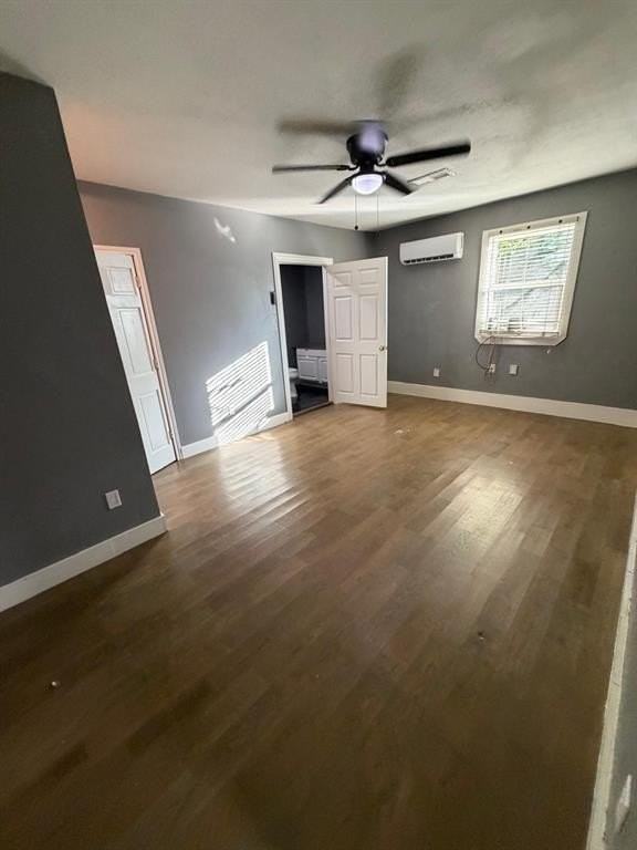 2228 52nd St - Photo 2 of 23