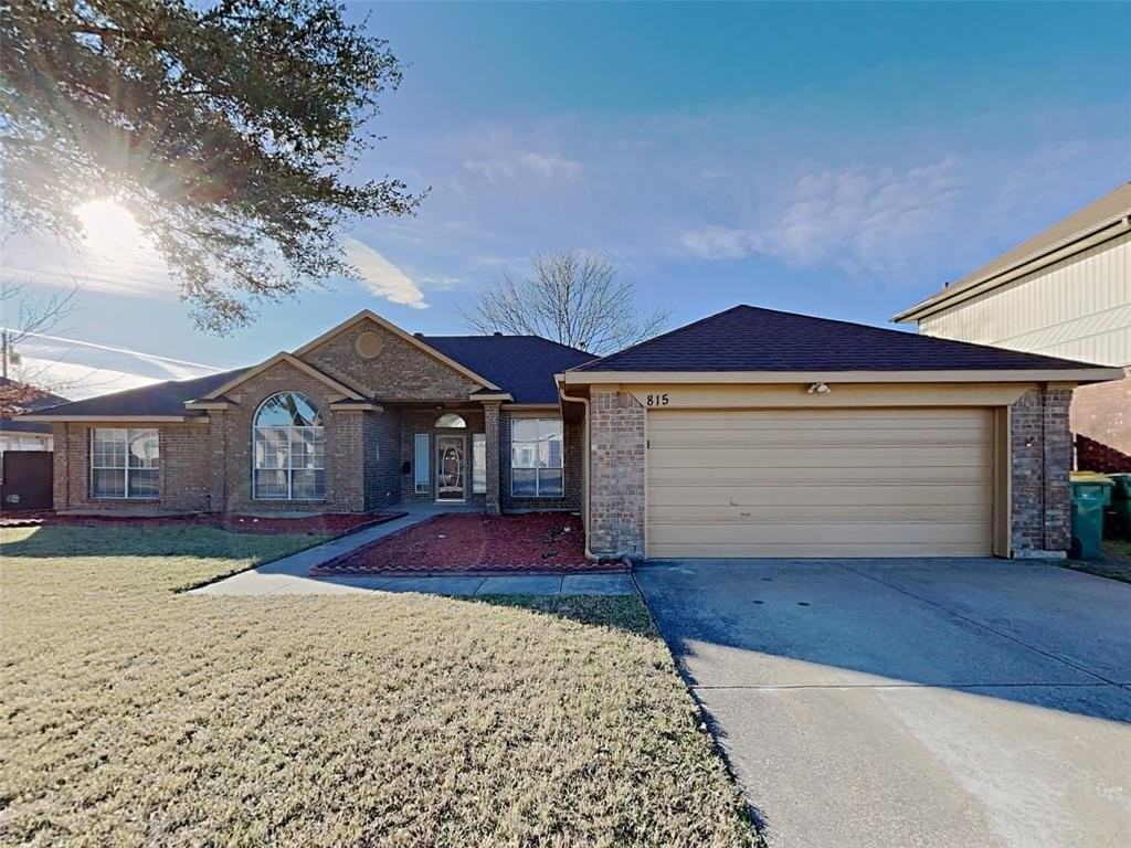 815 Mccomb Ln