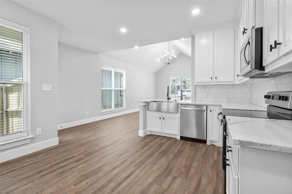 508 W Johnson St - Photo 4 of 16