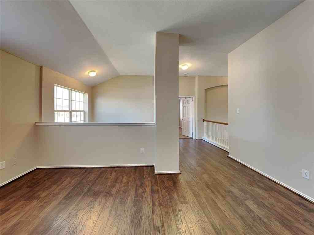 2707 Whisper Ct - Photo 5 of 17