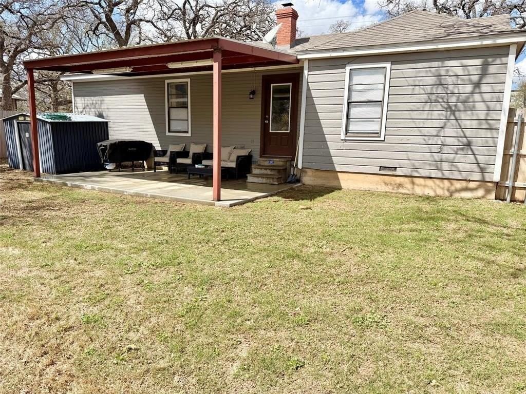 1136 W Long St - Photo 4 of 19