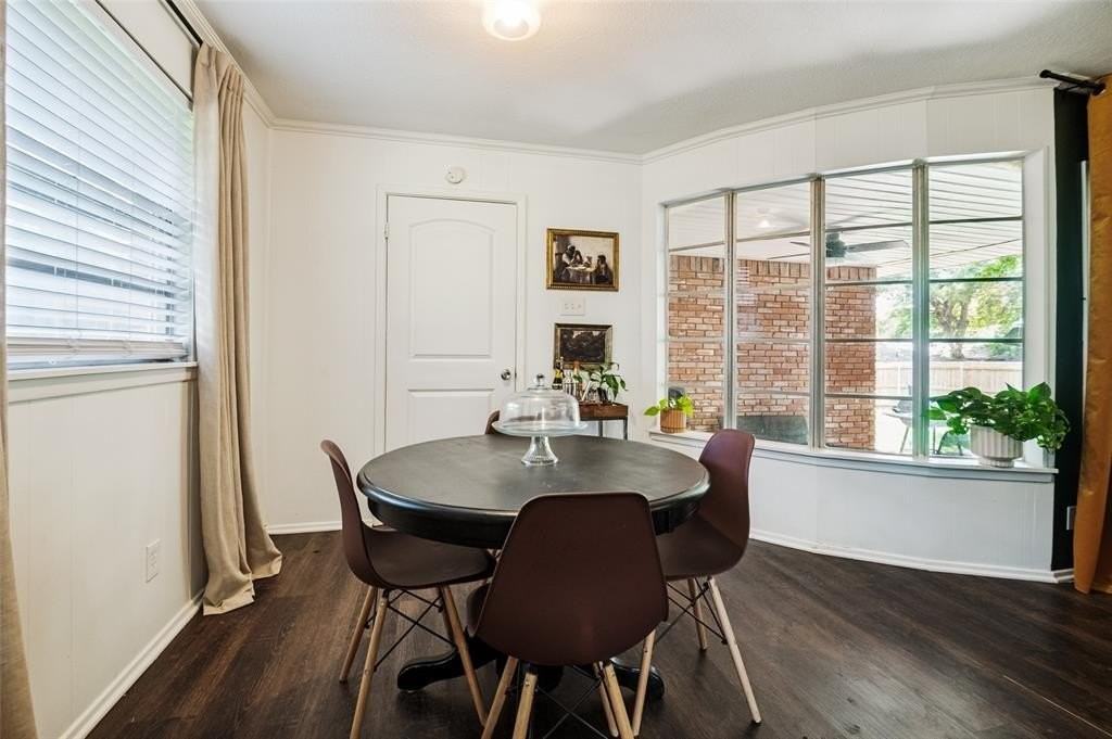 937 Ferncliff Trl - Photo 3 of 7
