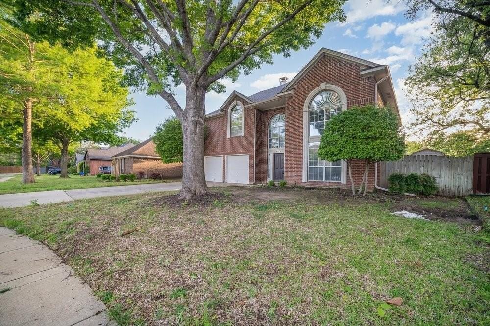 1908 Wood Crest Dr - Photo 2 of 27