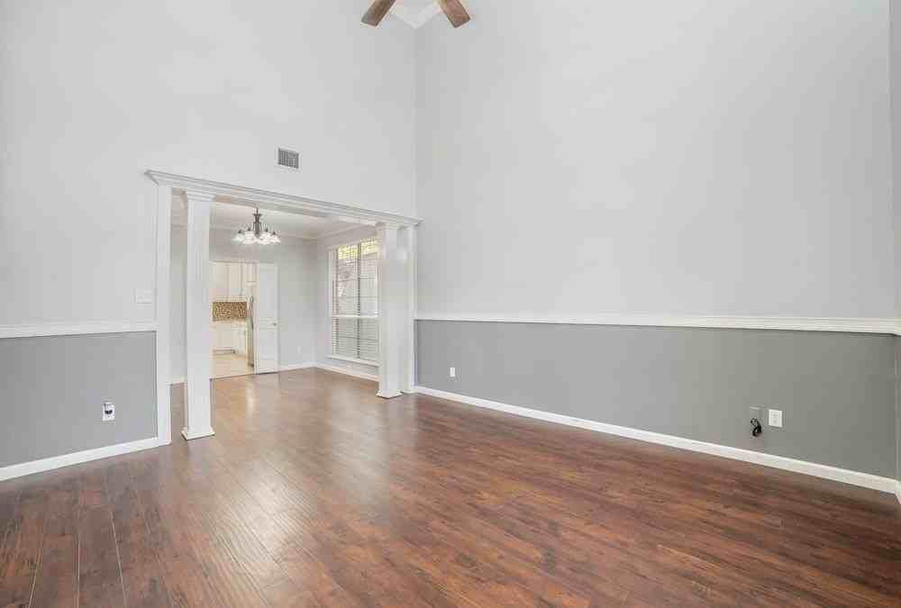 1908 Wood Crest Dr - Photo 7 of 27