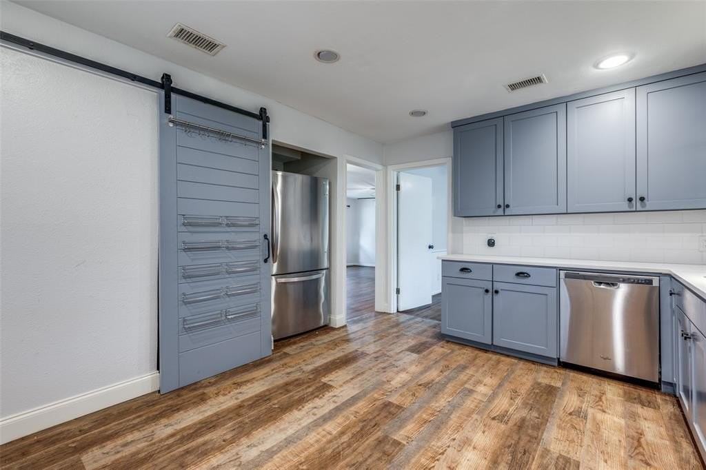3230 San Lucas Ave - Photo 6 of 22