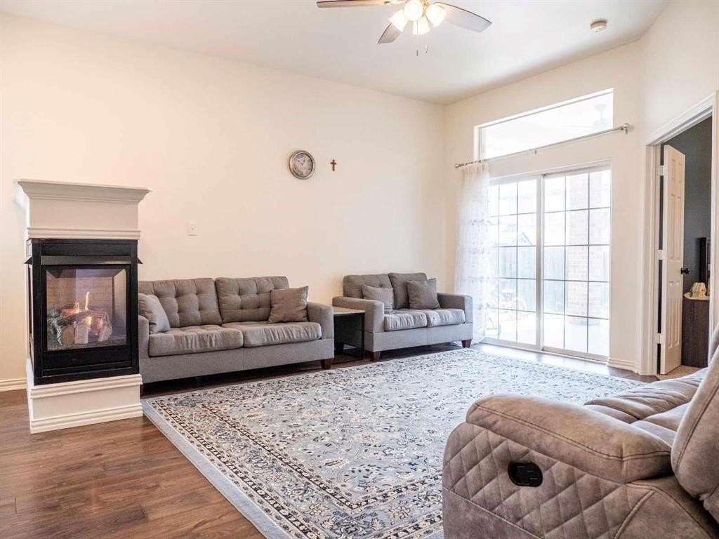 5528 Milford Dr - Photo 4 of 25