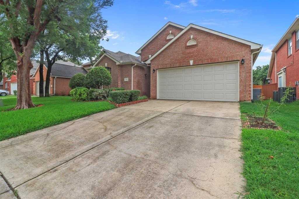 701 Bella Vista Dr - Photo 3 of 21